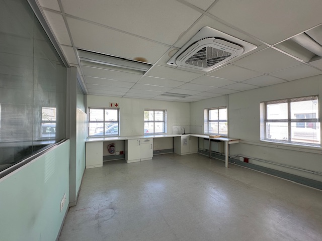 To Let commercial Property for Rent in Pinelands Western Cape